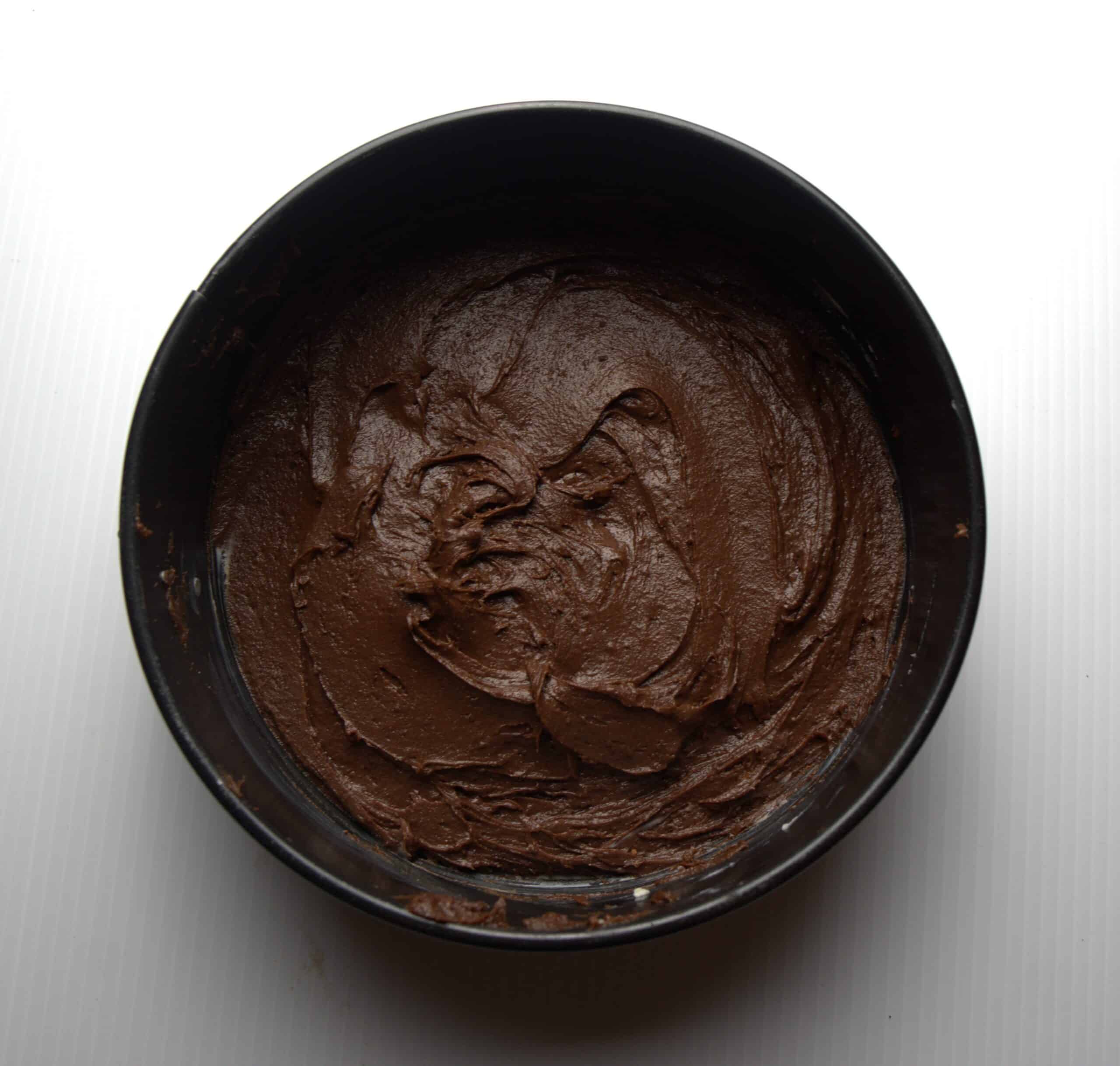 Brownie bottom for cake