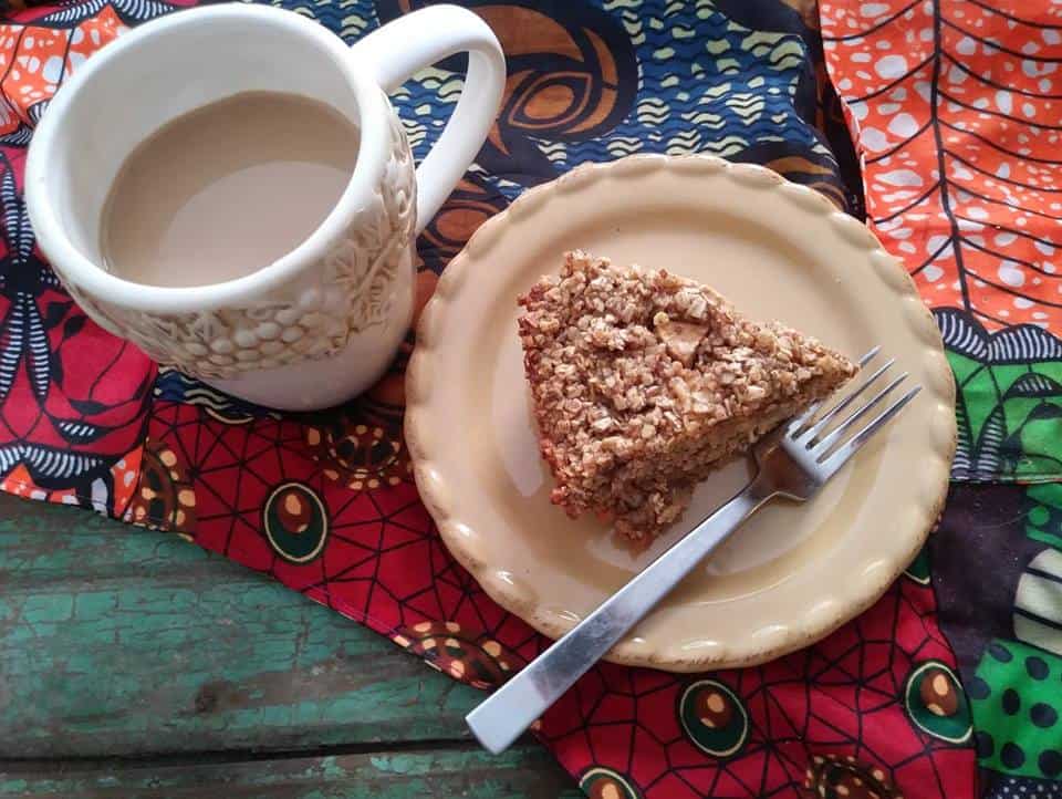 Amish Baked Oatmeal {with Apples and Cinnamon}