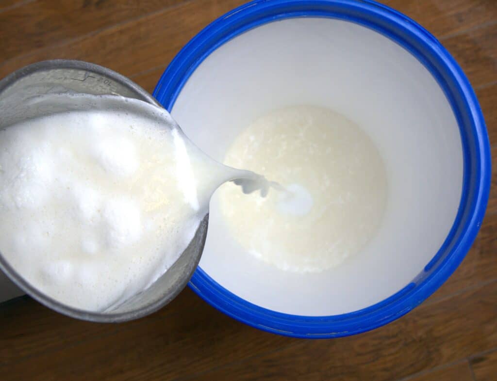 making laundry soap