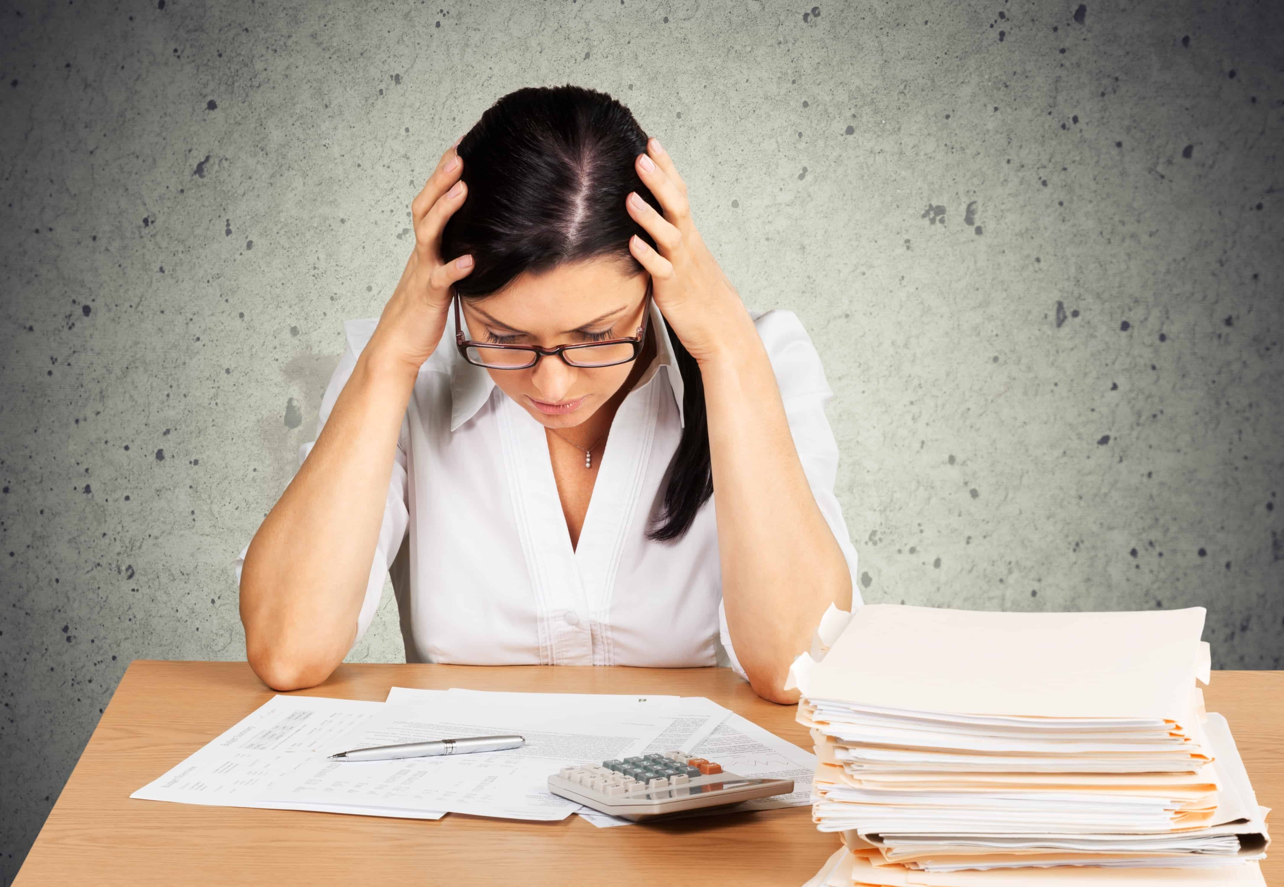 save money when you live paycheck to paycheck
