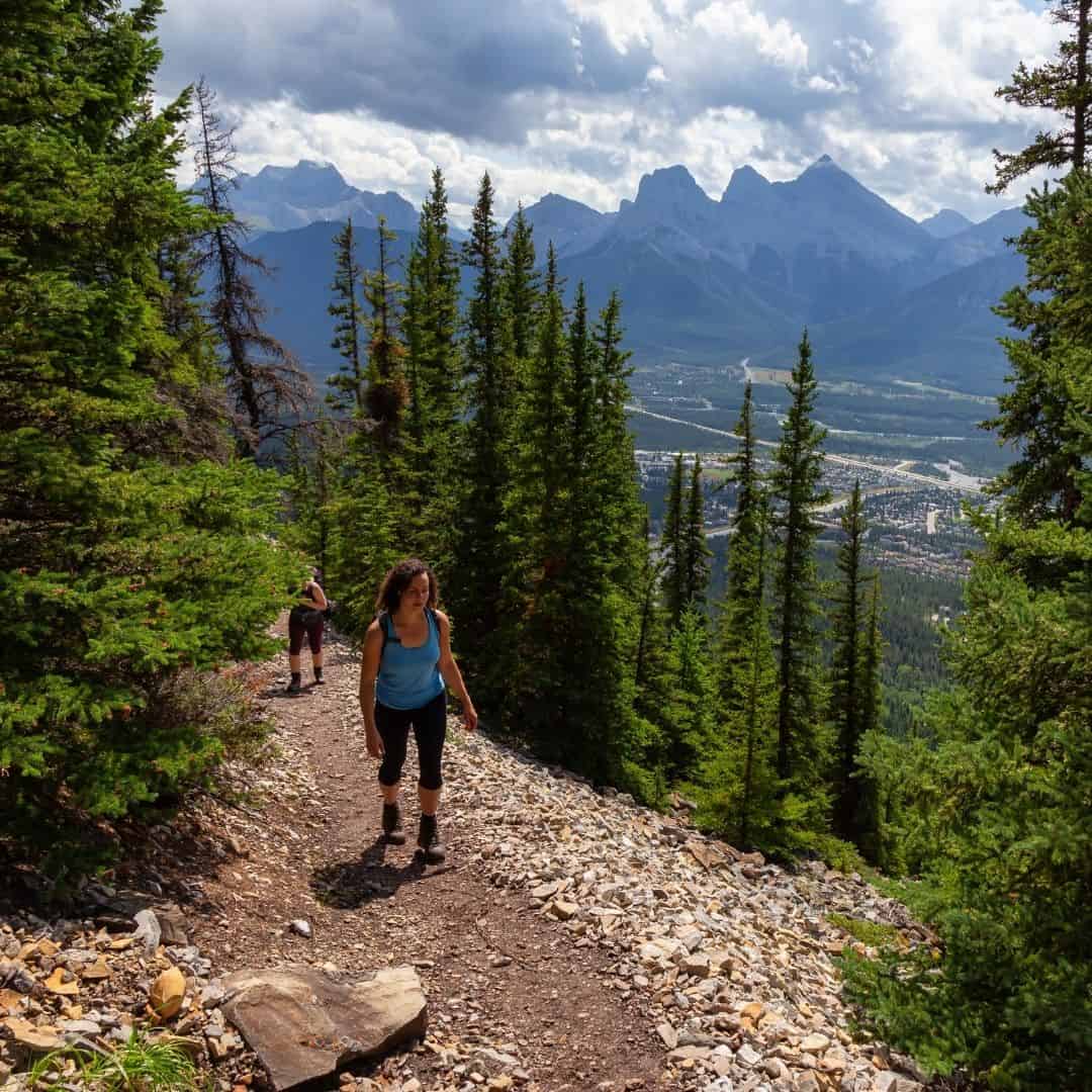 what to bring on a hike