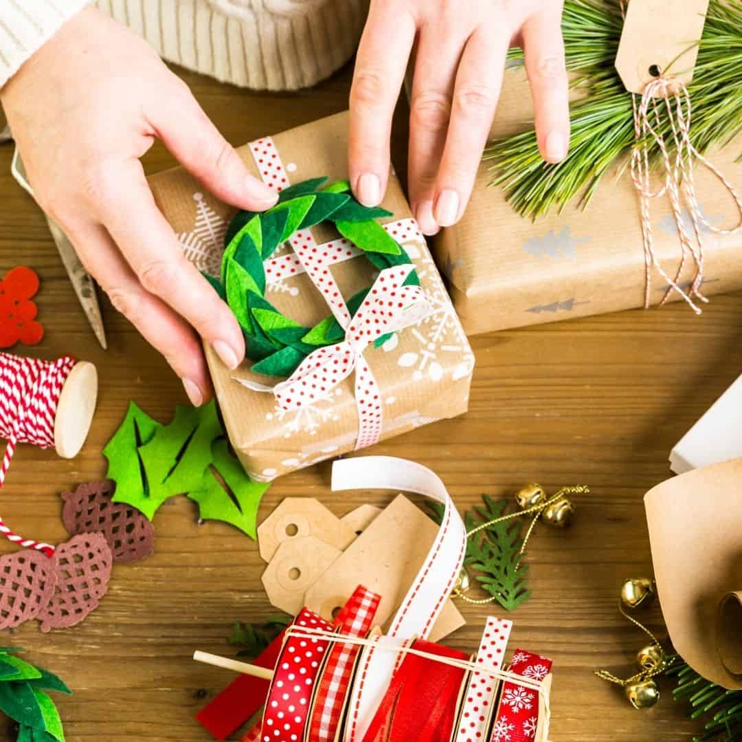 wrap presents without wrapping paper