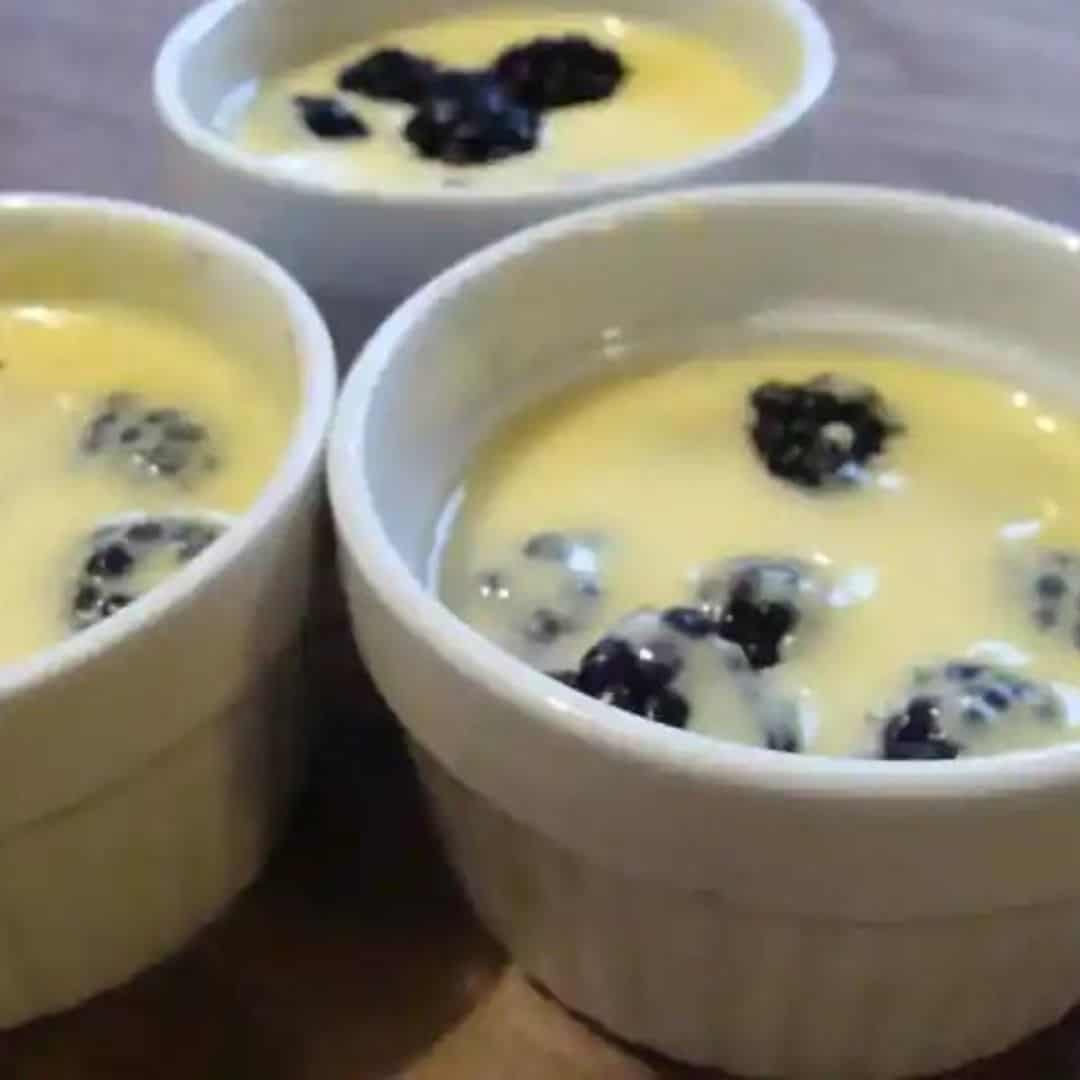 10 Baking Recipes that use a lot of Eggs
