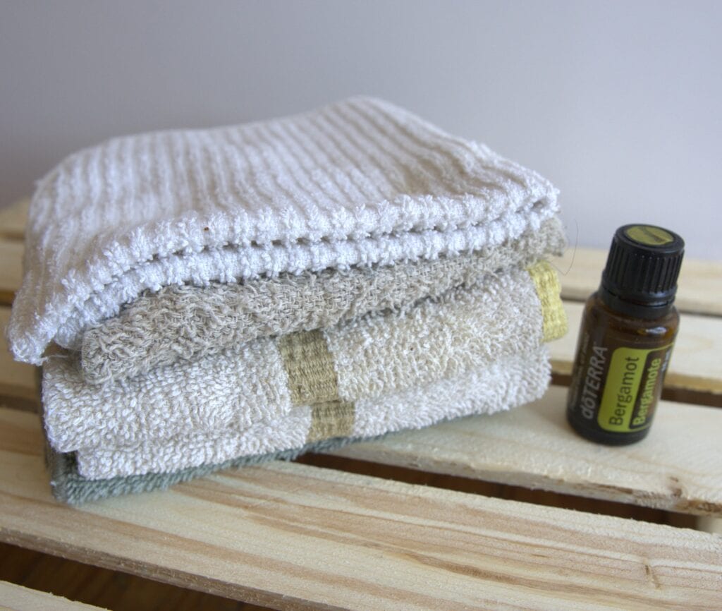 wash cloths and essential oils