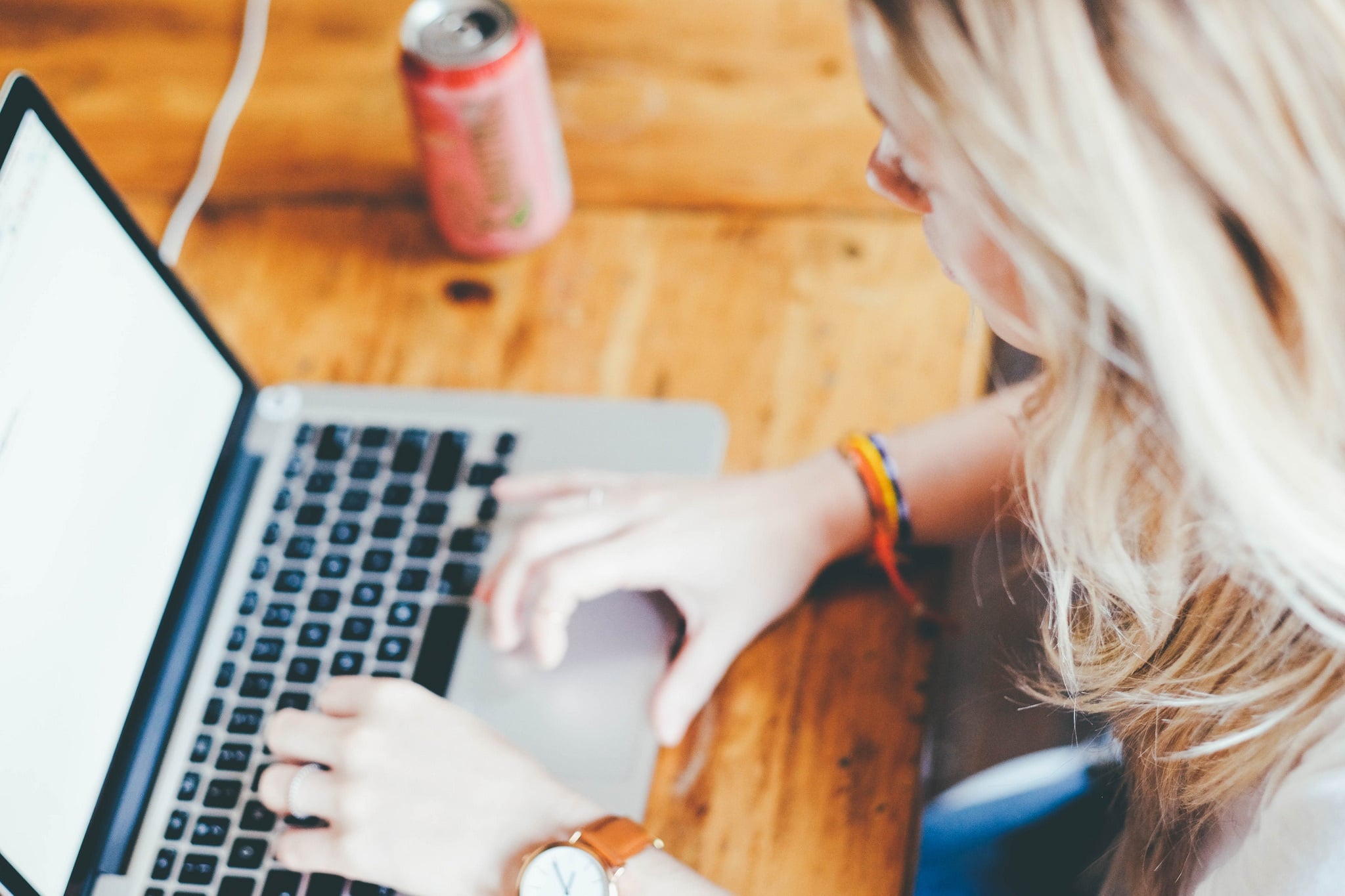 Side Hustles That Kept Me Home With My Kids: What Worked, What Flopped, and What I’d Never Do Again